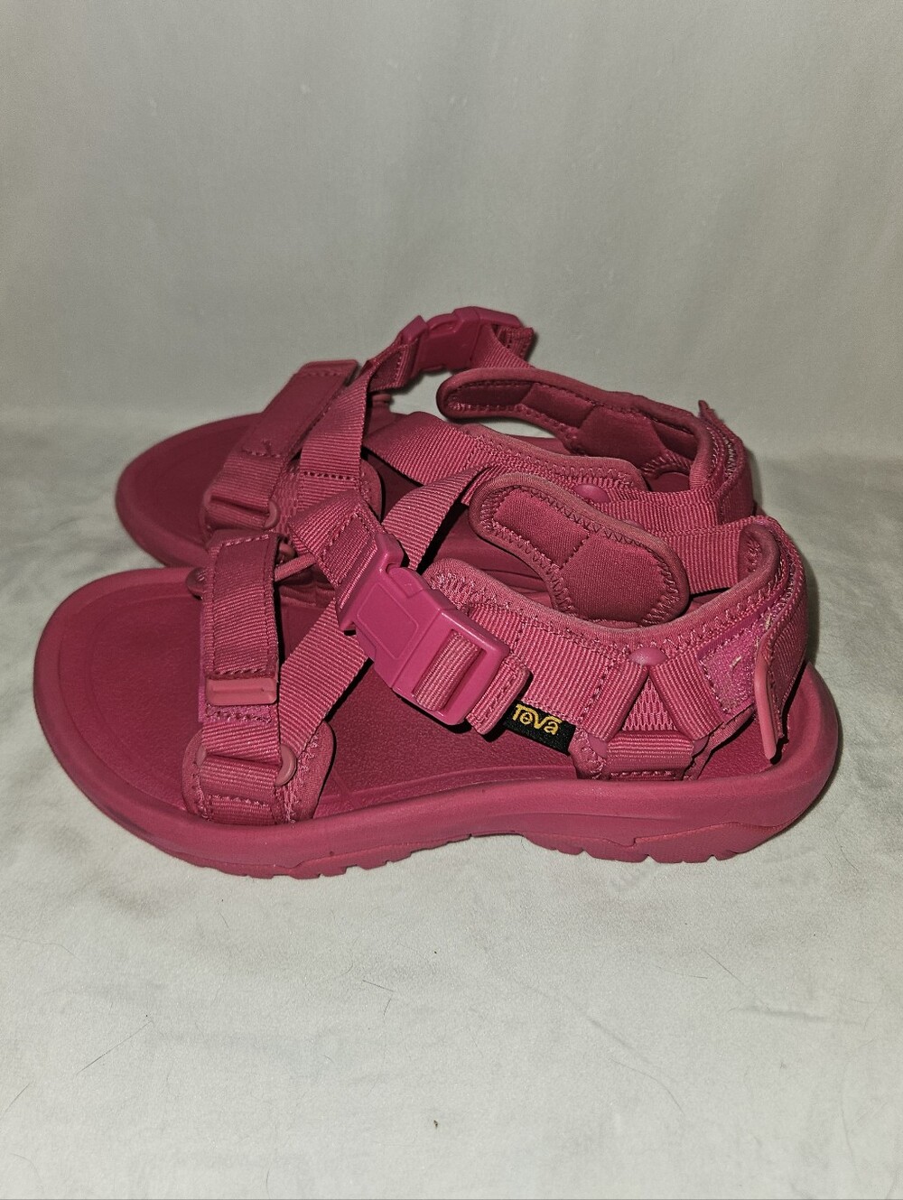 Teva Hurricane Verge Sandals Size 6